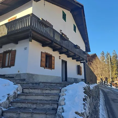 Appartamento Comodo E Luminoso, Splendida Vista Su Cortina *
