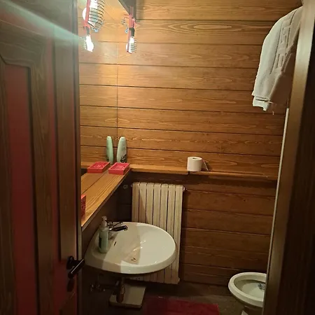 Comodo E Luminoso, Splendida Vista Su Cortina Appartamento