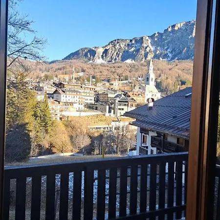 Comodo E Luminoso, Splendida Vista Su Cortina * Cortina dʼAmpezzo