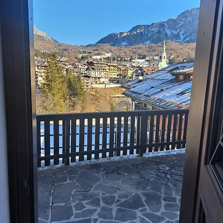 Comodo E Luminoso, Splendida Vista Su Cortina Cortina dʼAmpezzo