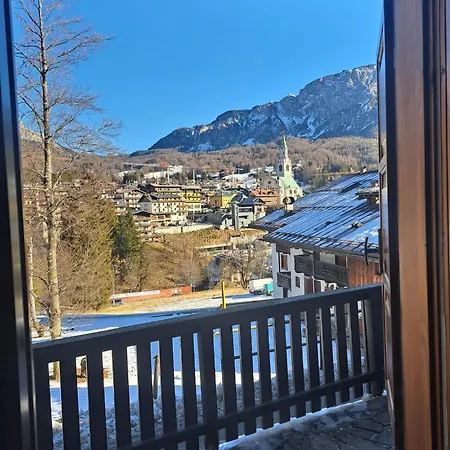 Lägenhet Comodo E Luminoso, Splendida Vista Su Cortina